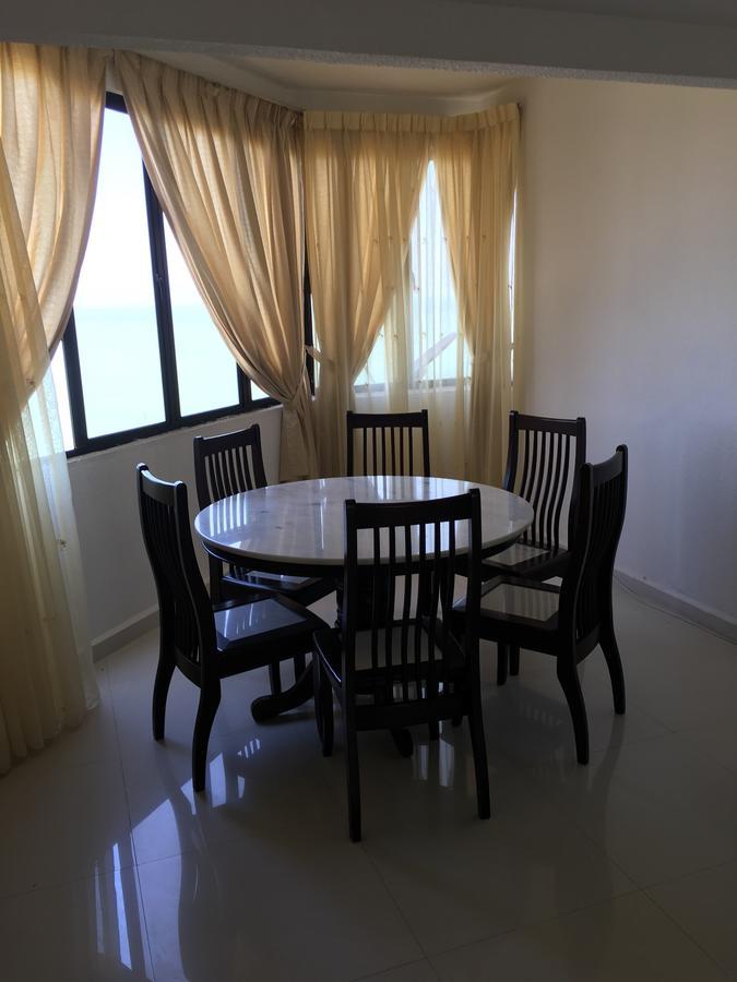 The Ferringhi Sea View At Sri Sayang Lejlighed Batu Ferringhi Eksteriør billede